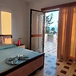 Tinka In * Sarandë