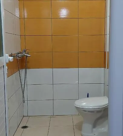 Tinka In Apartament Saranda