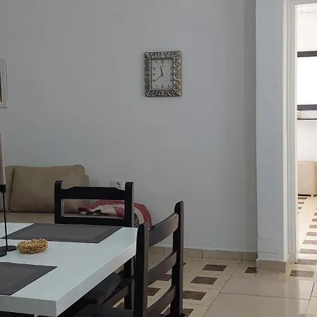 Tinka In Apartament *