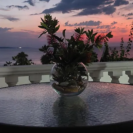 Tinka In Σαράντα